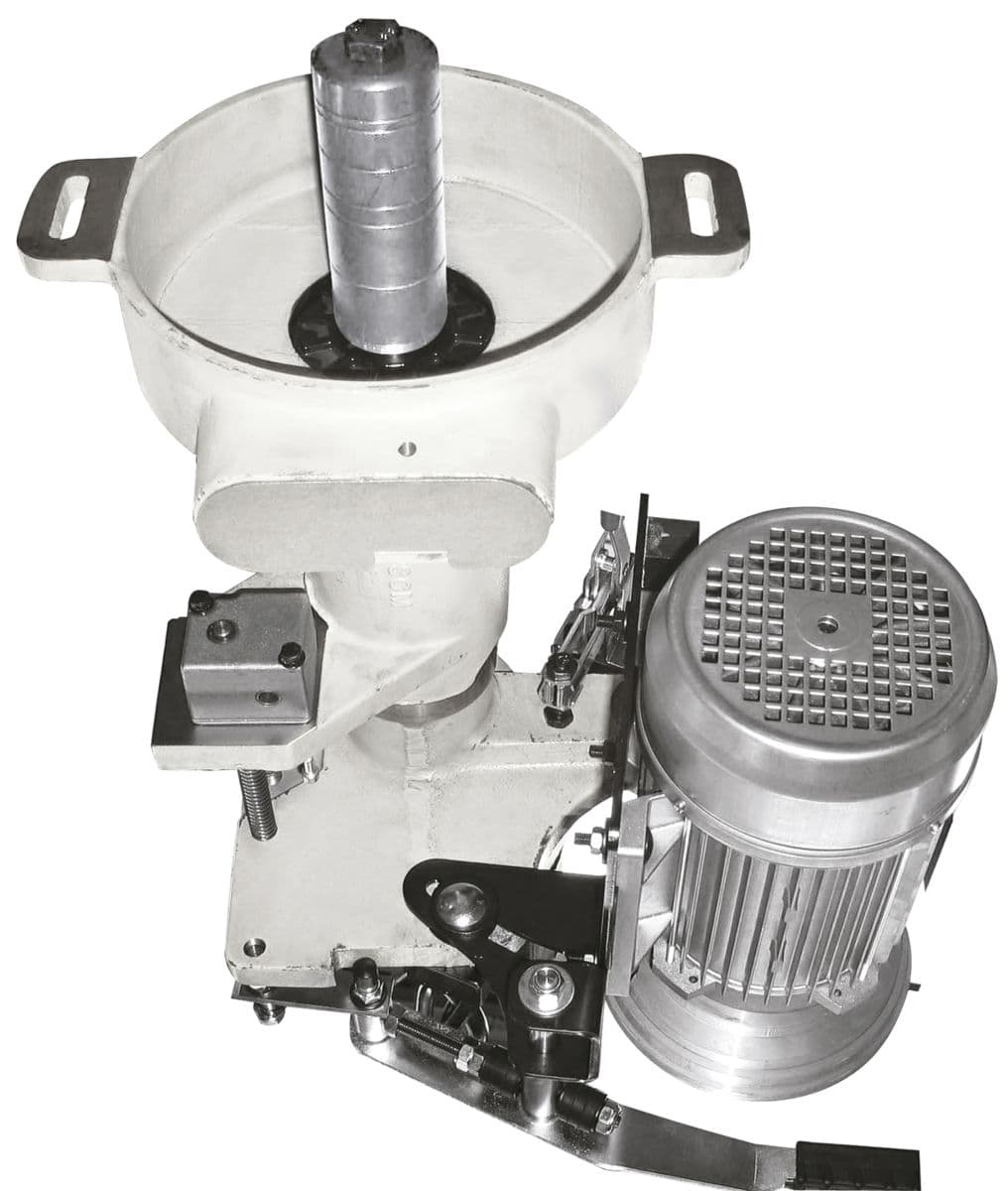 https://i.ibb.co/3BrsTTL/1607418-CU410-ELITE-03-2x.jpg
