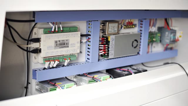 https://i.ibb.co/GQ7gXjZ/1000835.jpg